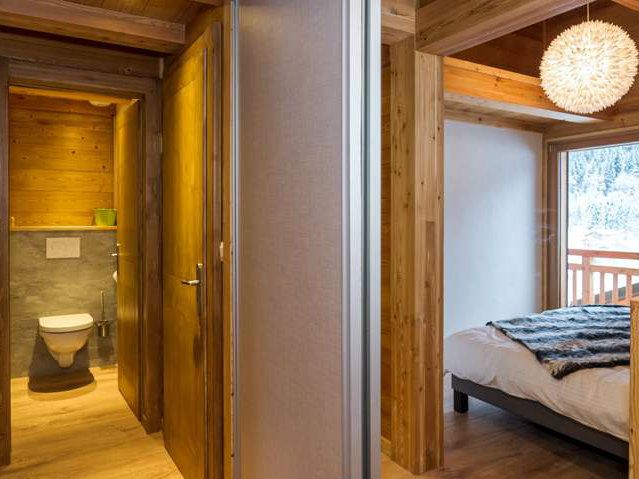 Chalet Emilie with outside whirlpool