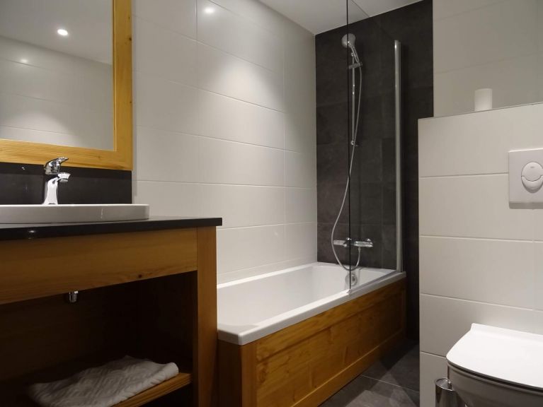 Chalet Caseblanche Bouc Blanc with fireplace and sauna