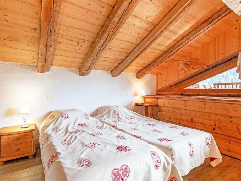 Chalet Honoré with sauna