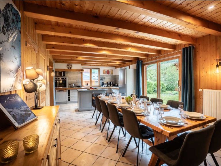 Chalet Lacuzon with private sauna