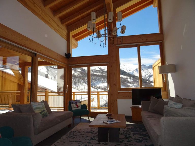 Chalet Caseblanche Bouc Blanc with fireplace and sauna