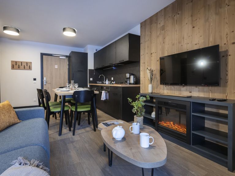 Apartment Club MMV Le Serra Neva with cabin