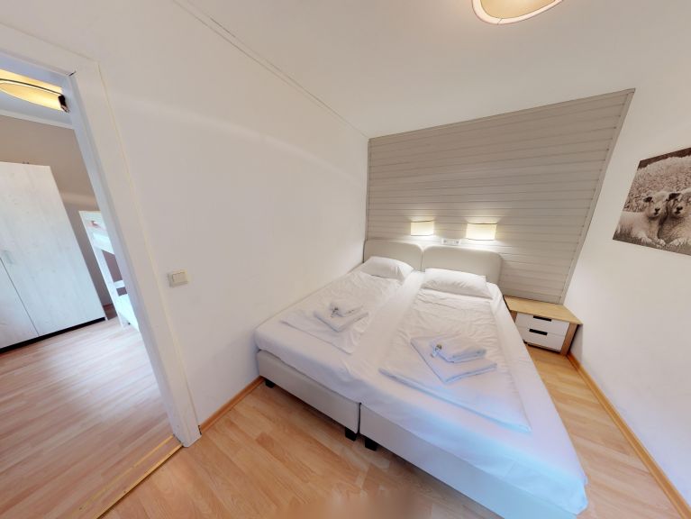 Chalet Edelweiss am See Combination, 5 apts. including communal kitchen/dining area