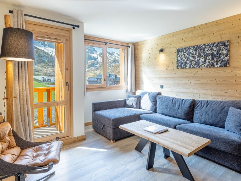 Apartment W2050 with outdoor hot tub