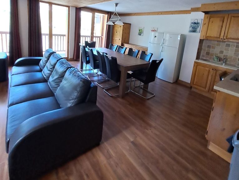 Chalet-apartment La Cime des Arcs with sauna
