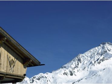 Ski village Popular winter-sport destination with a large ski area and apres-ski-3