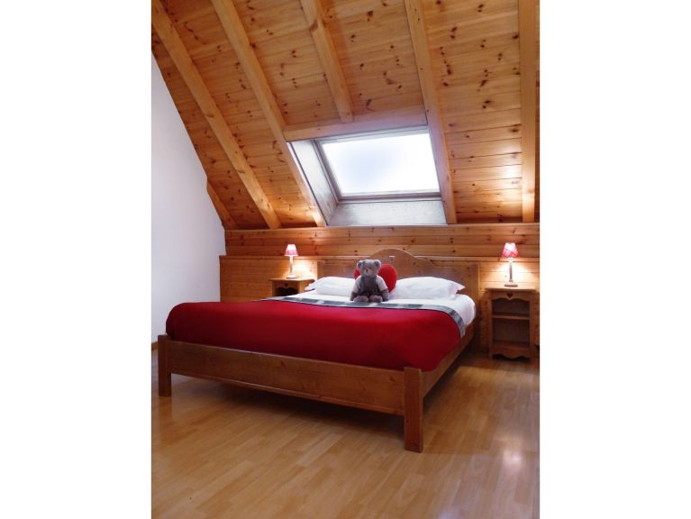 Chalet Les Fermes du Planet semi-detached chalet