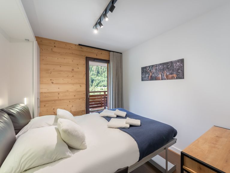 Apartment Quintessence