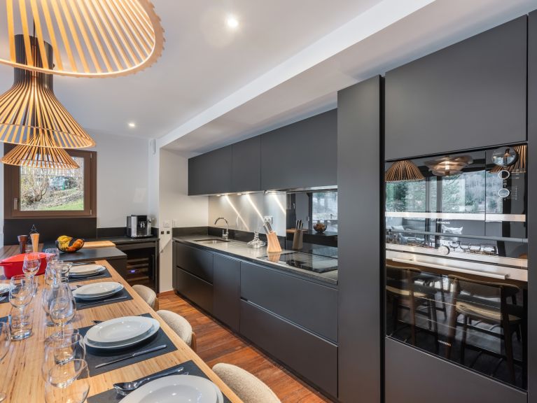 Apartment Quintessence