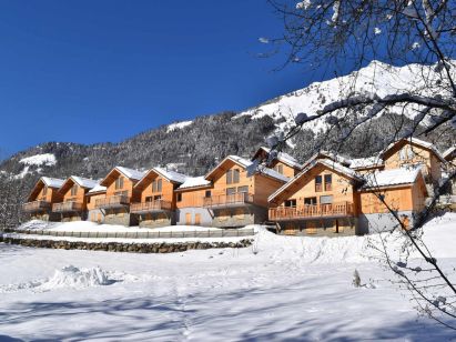 Chalet Des Etoiles d'Antoine & Mary with infrared sauna-1