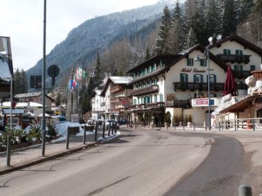 Ski village Canazei