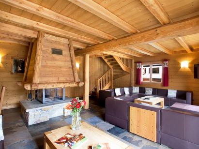Chalet Le Loup Lodge with private pool and sauna-2