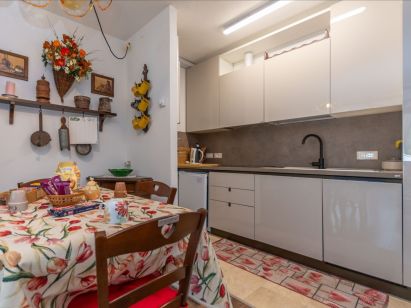 Apartment Principe Marmolada-2