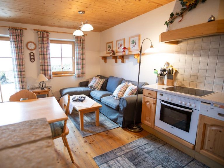 Chalet-apartment Bergfrieden 4-room