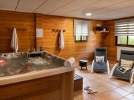 Chalet Lacuzon with private sauna and whirlpool-3