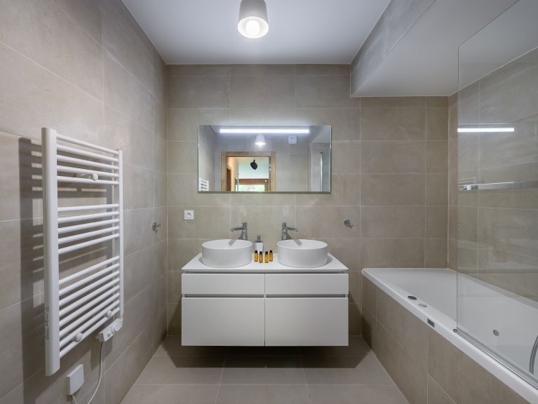 Apartment Quintessence
